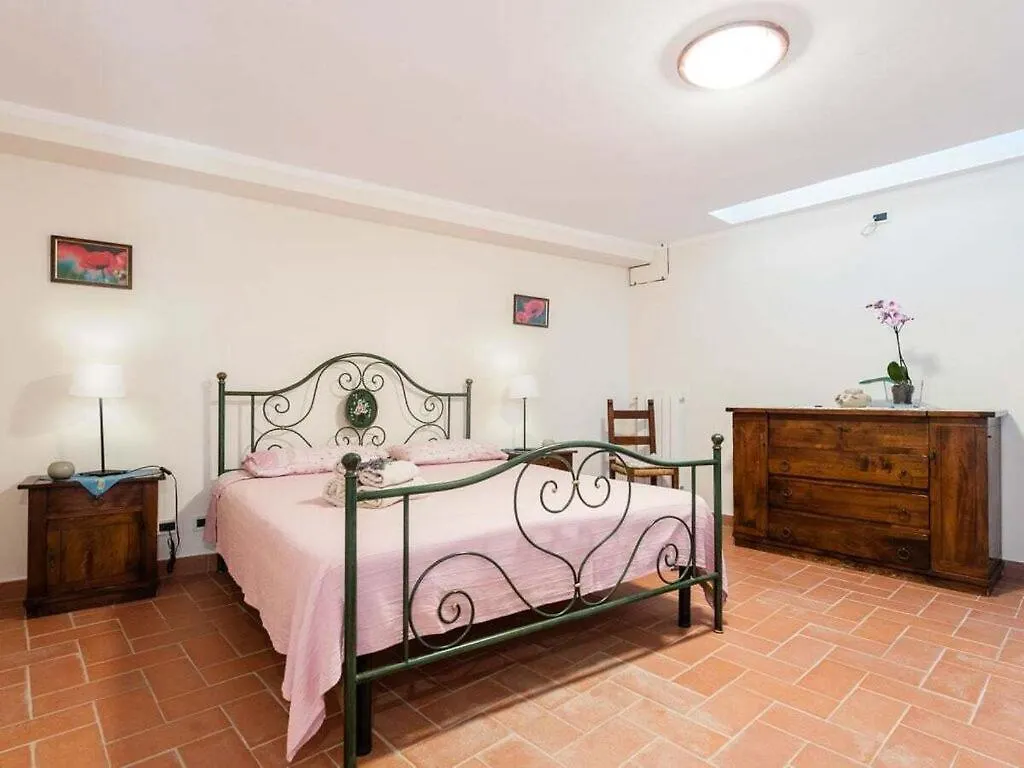 Holiday home Casina Di Savolano Comfortable Holiday Residence Montenero