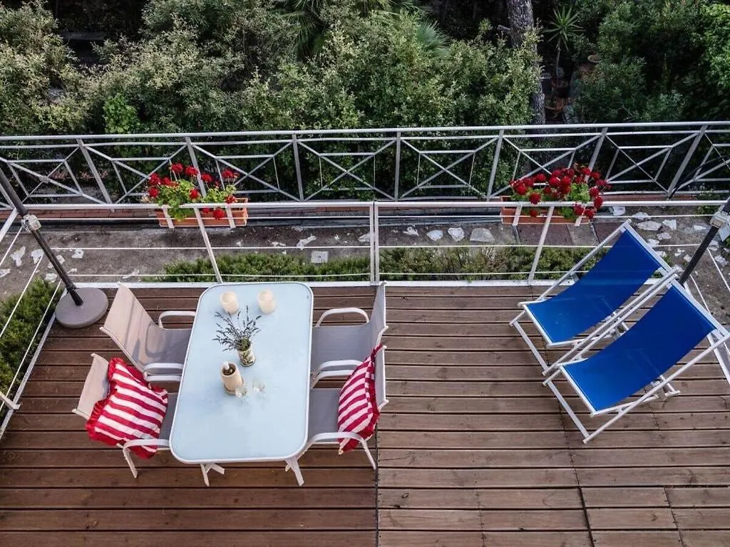 Holiday home Casina Di Savolano Comfortable Holiday Residence Montenero