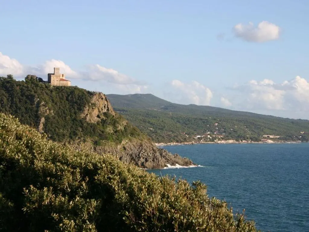 Casina Di Savolano Comfortable Holiday Residence Montenero  Italy